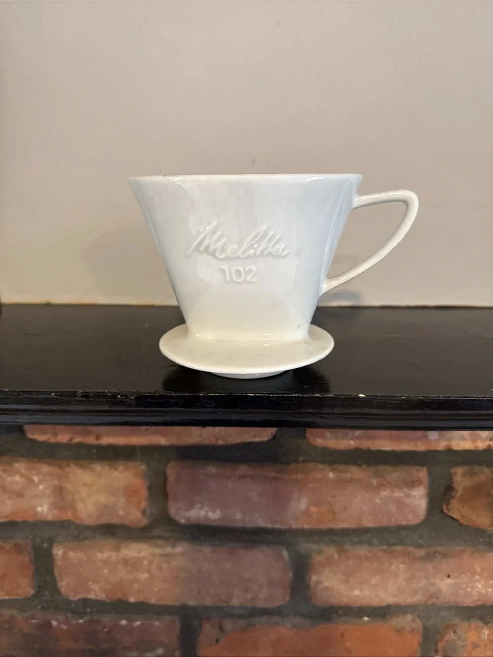 102 White Ceramic Coffee Dripper - White